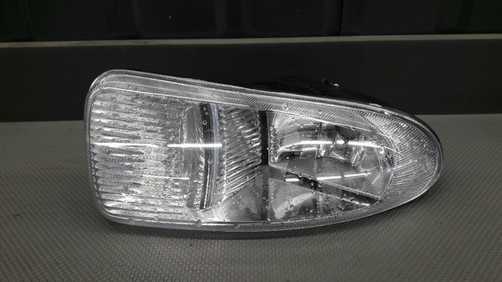 08-333-2010R halogen lewy Chrysler Voyager DEPO 01-04r