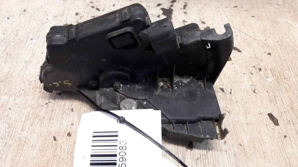 7011244BTR Zamek drzwi prawy przód BMW E46
