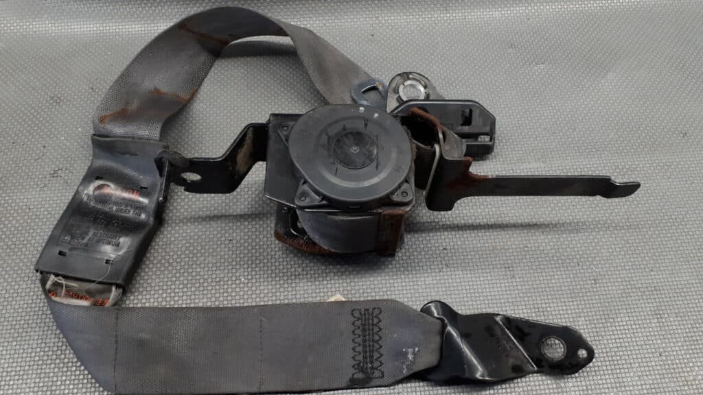 TK-523-N572 Pas bezpieczeństwa lewy przód MITSUBISHI PAJERO III 5D