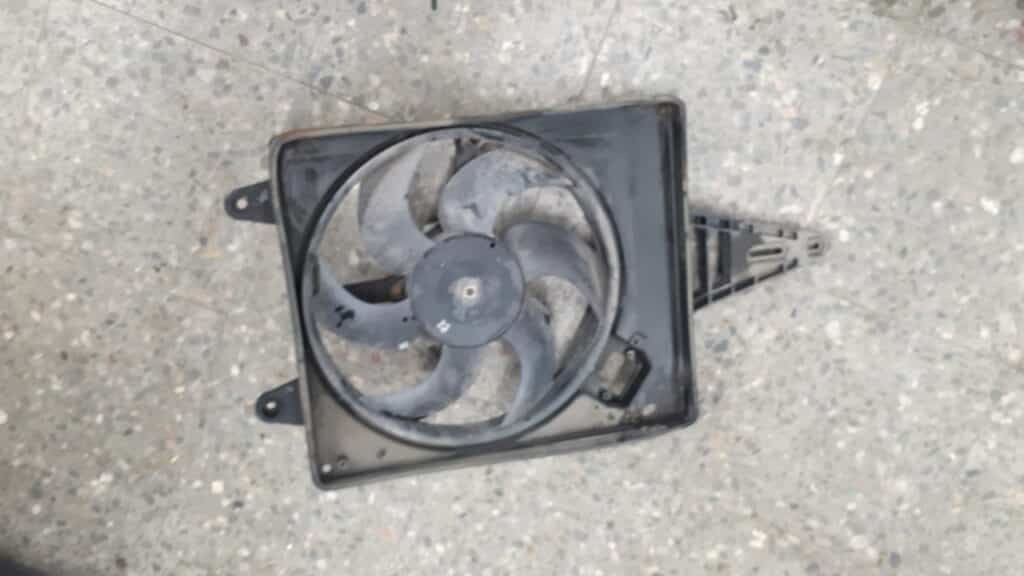 8240077 Wentylator chlodnicy Alfa Romeo 146 1.6