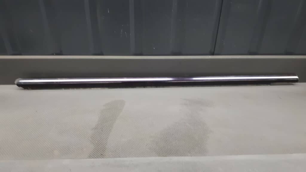Listwa drzwi prawy przod Mercedes W211