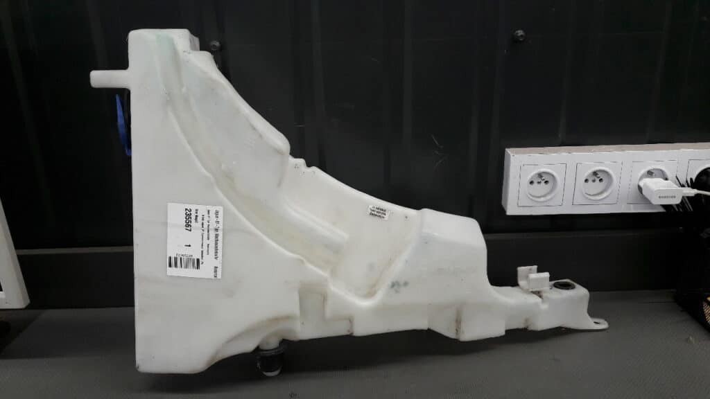 8X23-17B613 Zbiornik spryskiwaczy Jaguar XF-type