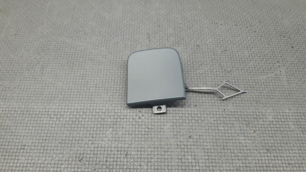 3G9807441A zaslepka zderzaka Passat B8