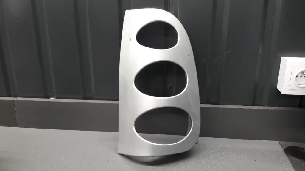 423141l Osłona lampy lewy tyl Smart Fortwo
