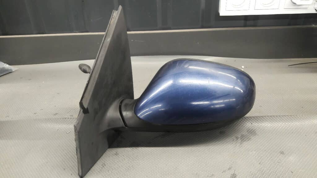 735339652 Lusterko lewe Lancia Ypsilon Manualne