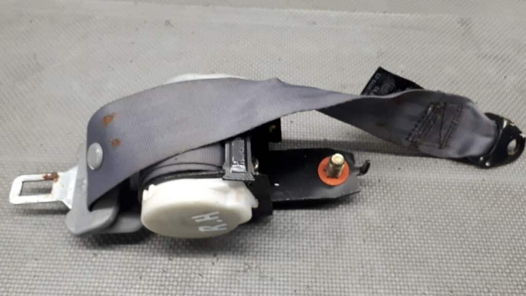Pas bezpieczeństwa prawy tył Hyundai Sonata III