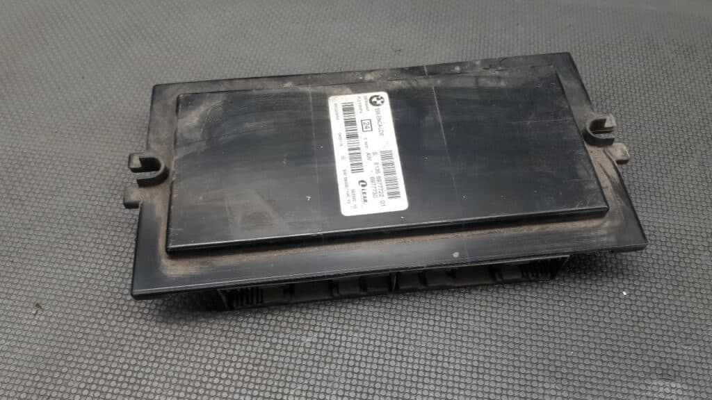 6977722 Modul sterownik swiatel BMW E87