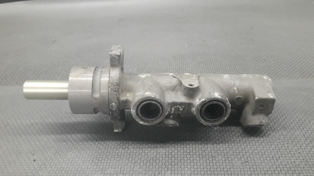 Y21322 pompa hamulcowa Fiat Stilo 1.9