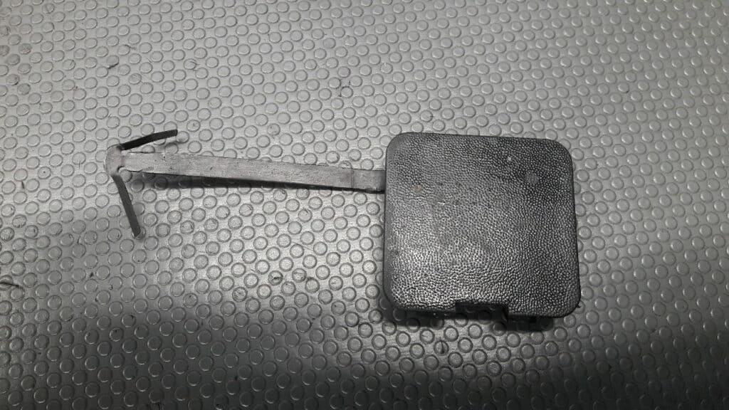 SQ1193 zaślepka haka tył Espace III