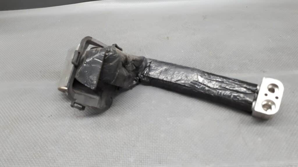 Zawor rozprezny klimatyzacji Fiat Stilo 1.9JTD