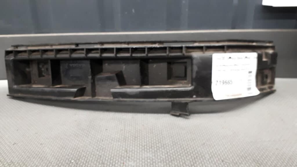 30655125 ślizg zderzaka prawy tył Volvo S80 II 05r