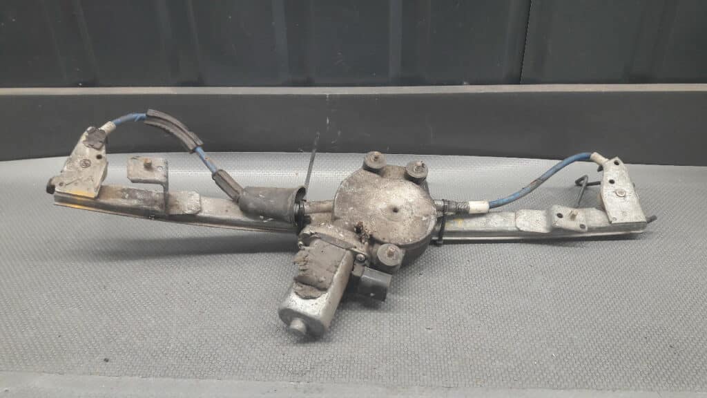 46554554 mechanizm szyby prawy tyl FIAT BRAVA 182