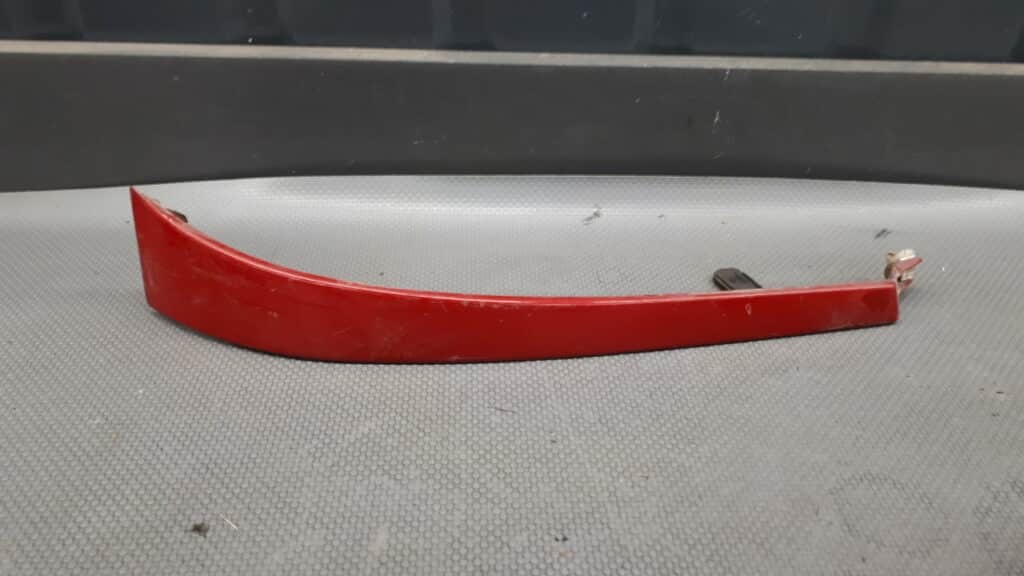 9636012677 Listwa pod reflektor prawa Citroen Saxo