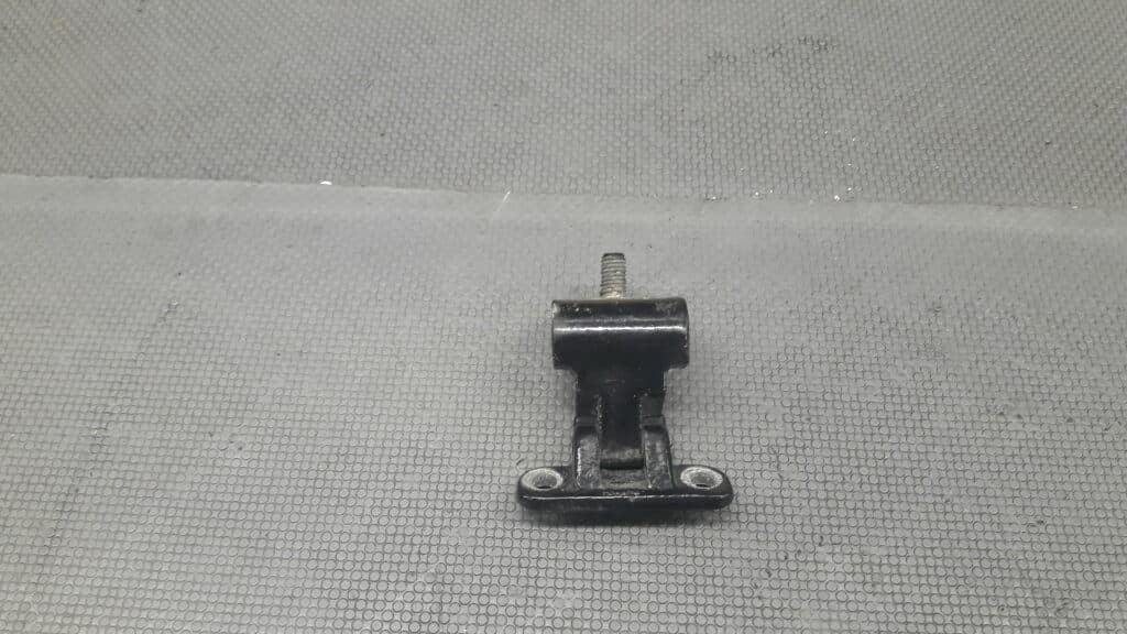 1P0827301A zawiasy klapy bagaznika Seat Leon II