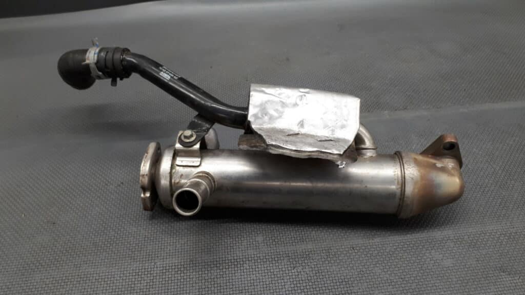 2S7Q-9F464-AB Chlodnca spalin Ford Mondeo MK3 2.0 2.2