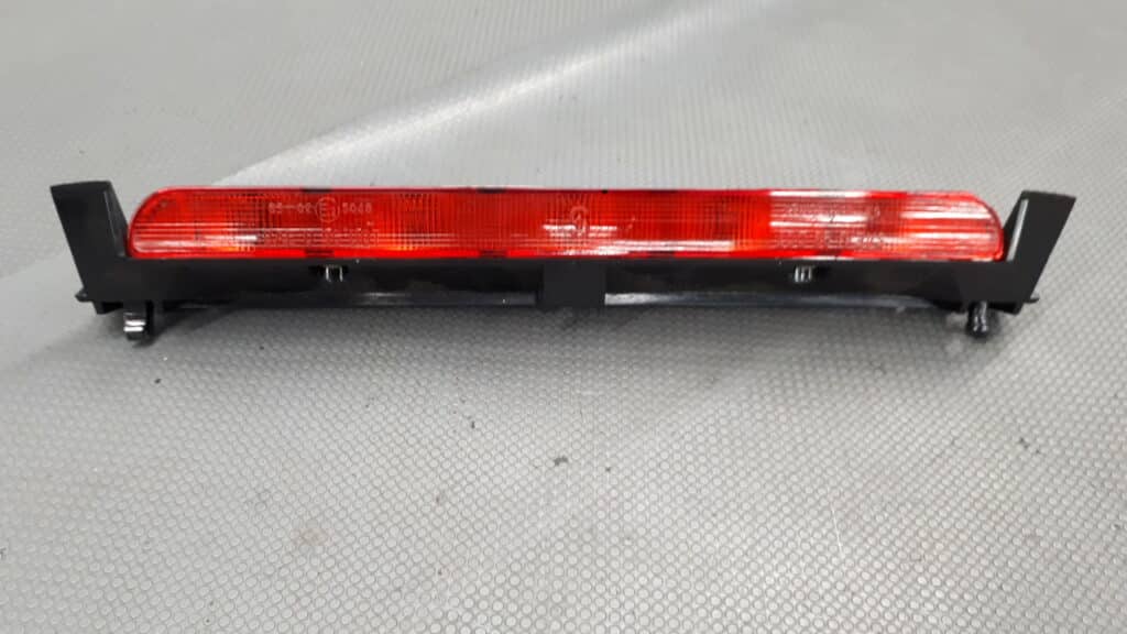 38310002 światło stopu klapy Peugeot 807 03r