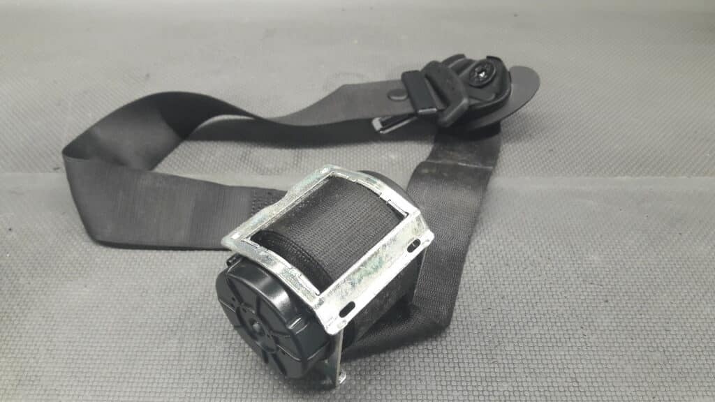 617059700B pas prawy przod Mini Countryman R60
