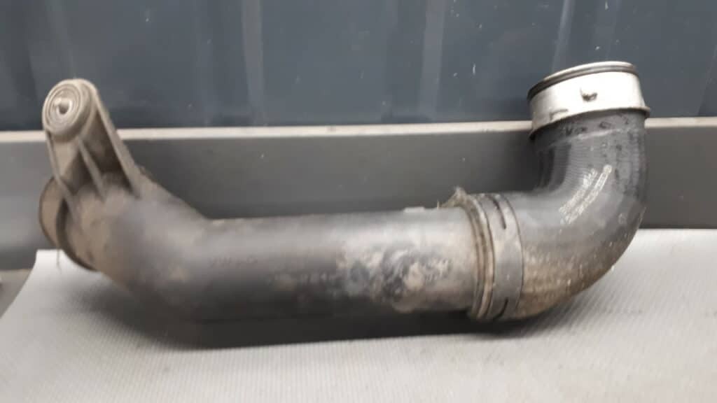 3c0145770b rura powietrza VW Passat B6 2.0TDI
