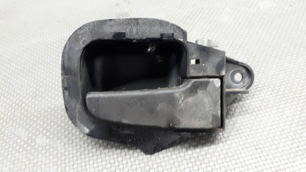 Klamka drzwi prawy przód BMW E36