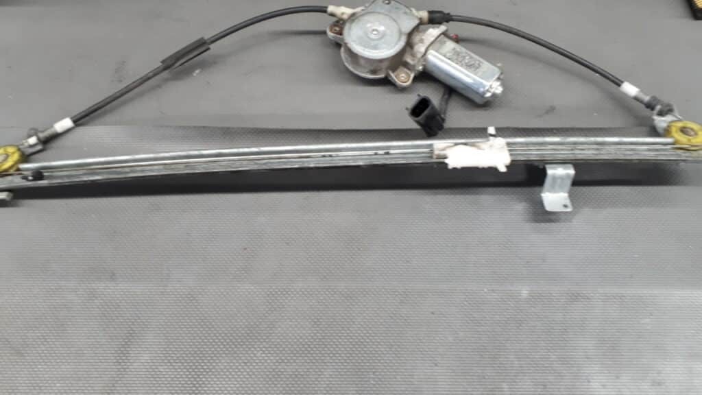 Mechanizm szyby lewy przód CITROEN JUMPER I 01R