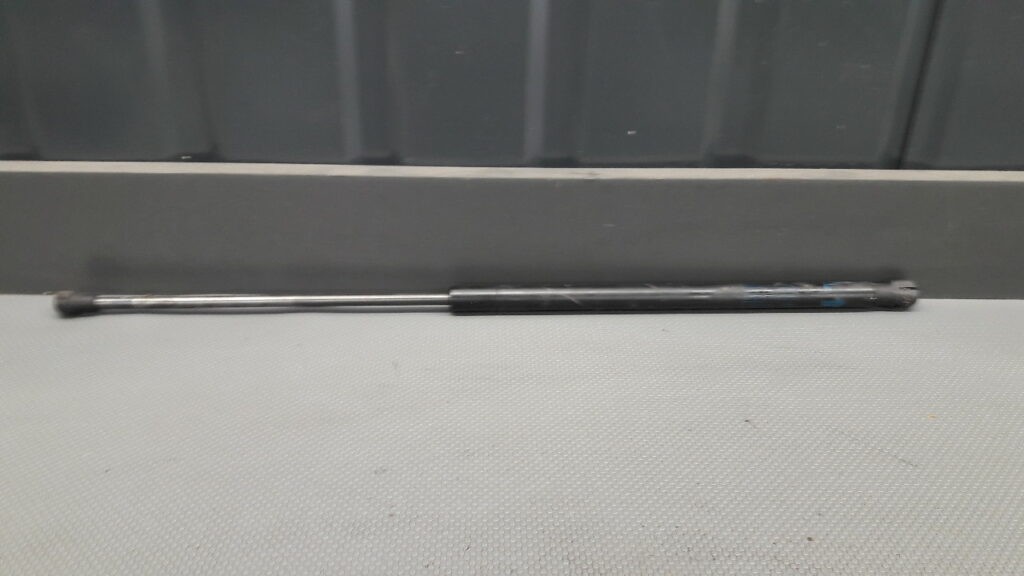 68950-0H020 silownik klapy Citroen C1