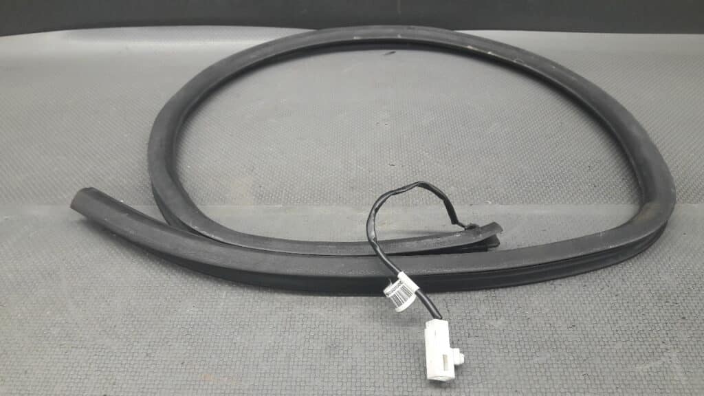 uszczelka drzwi prawy przod FIAT STILO 3D 02-06r