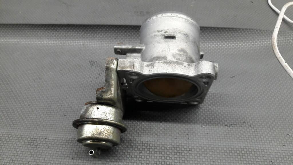 RDB60501 przepustnica RENAULT VEL SATIS 3.0 DCI