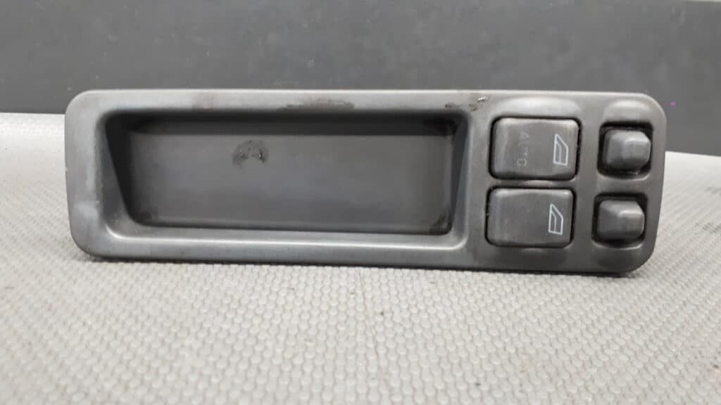 30860526 przełącznik szyb lewy Volvo V40