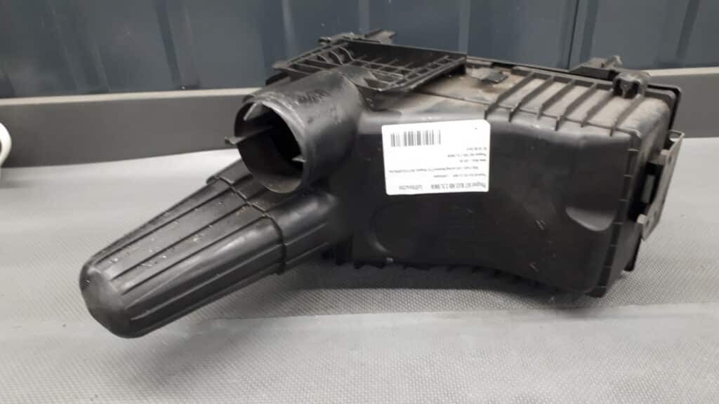9629040380 Obudowa filtra powietrza Peugeot 206 2.2hdi