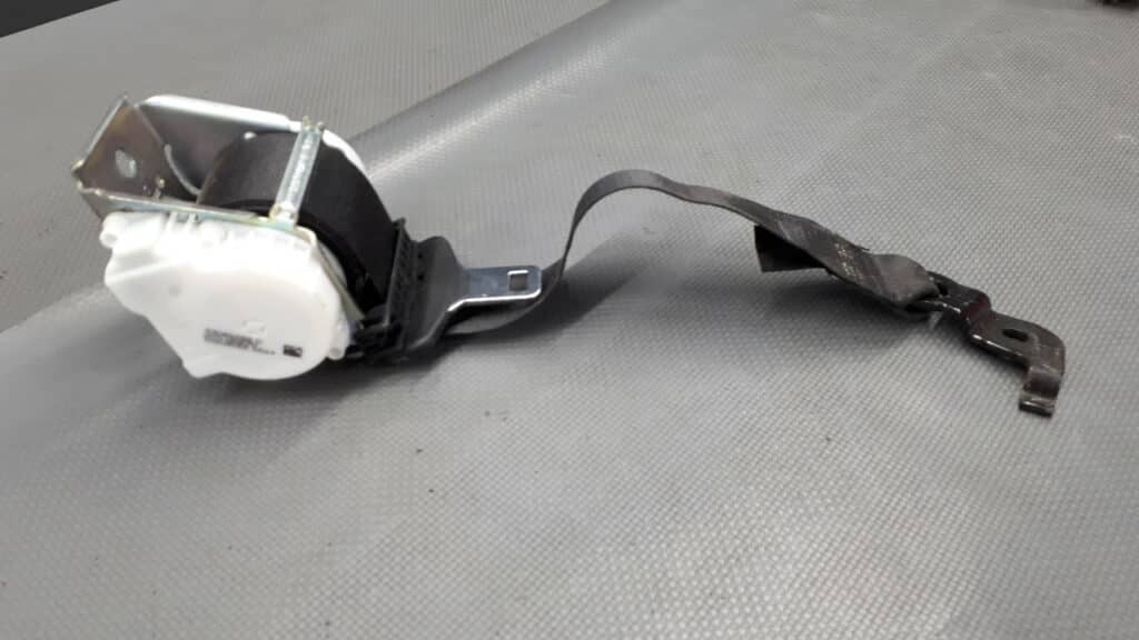 34118899B pas bezpieczeństwa prawy tył BMW F11 F10