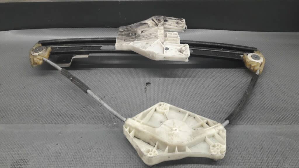 5F9839462C mechanizm szyby prawy tyl SEAT LEON III
