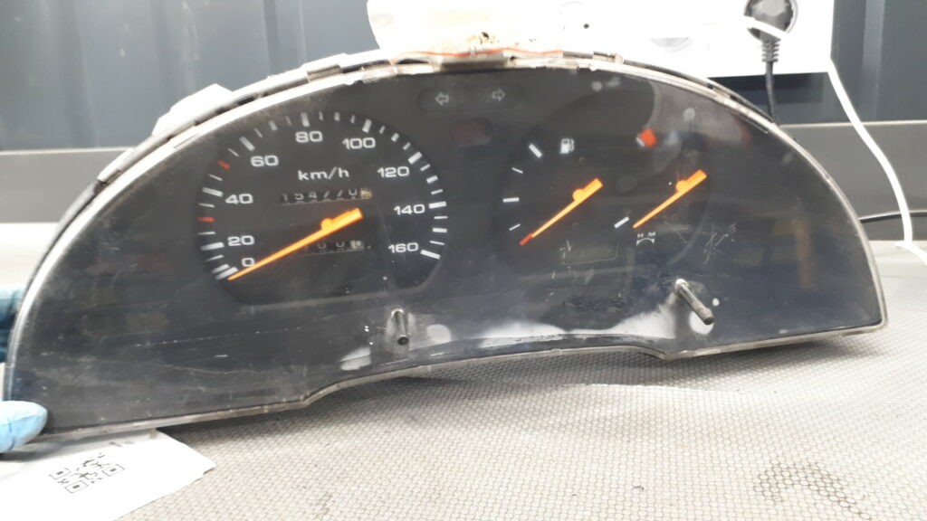 24810-7C004 Licznik Zegar Nissan Vanette 2.2 di