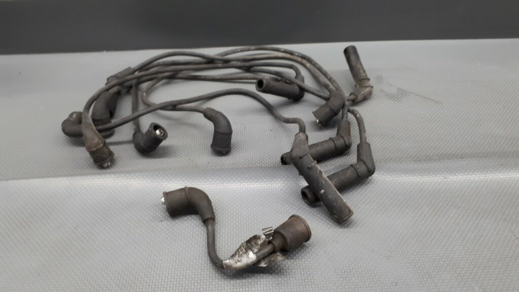 Przewody zaplonowe Hyundai Galloper 3.0 5V 12V
