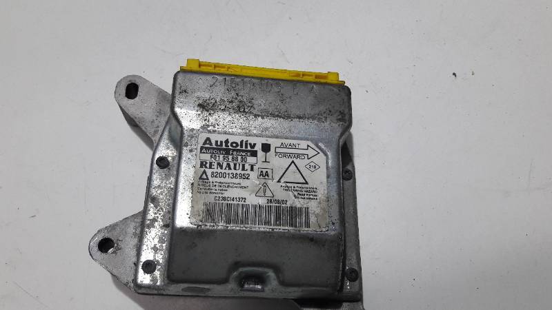 8200138952 SENSOR AIRBAG RENAULT LAGUNA II K