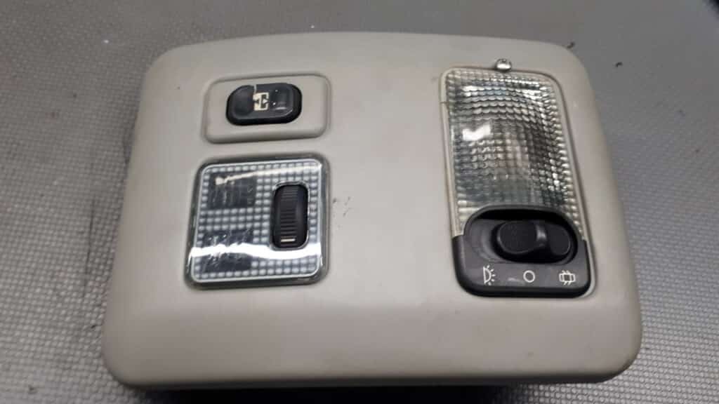 9623753077 Oświetlenie kabiny Citroen Xsara