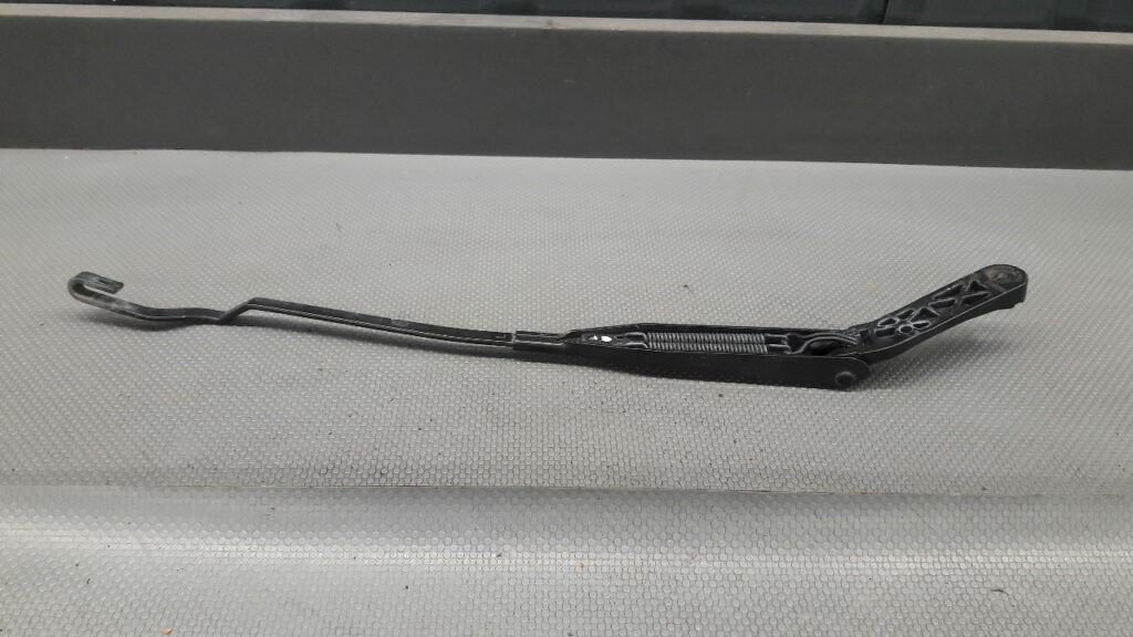 ramie wycieraczki lewy przod Volvo GL460