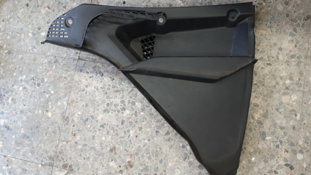 748508 Podszybie lewe BMW F10 F11