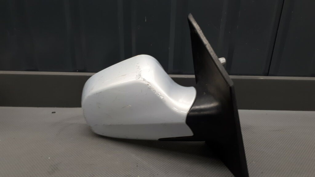 Lusterko prawe Hyundai Matrix 5pin srebrne EU
