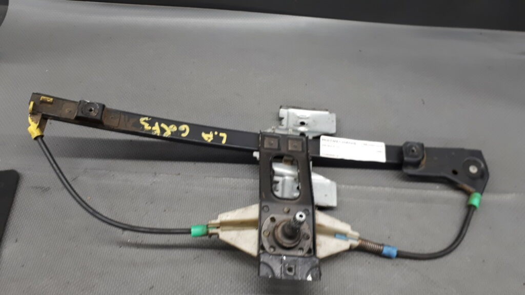 1H4839401E Mechanizm szyby lewy tyl VW Golf III