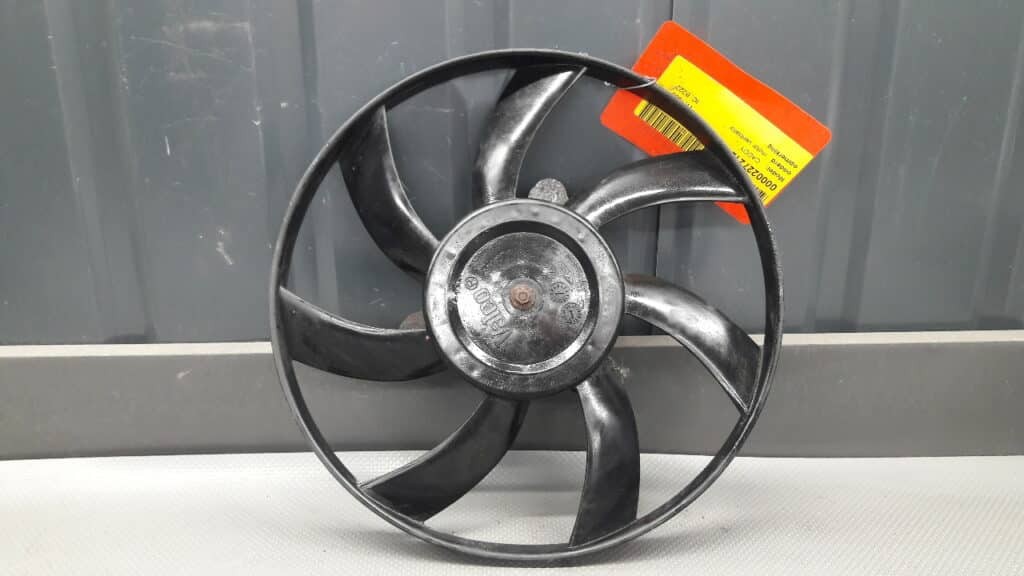 wentylator chlodnicy Caddy i 1.9 SDI 99r