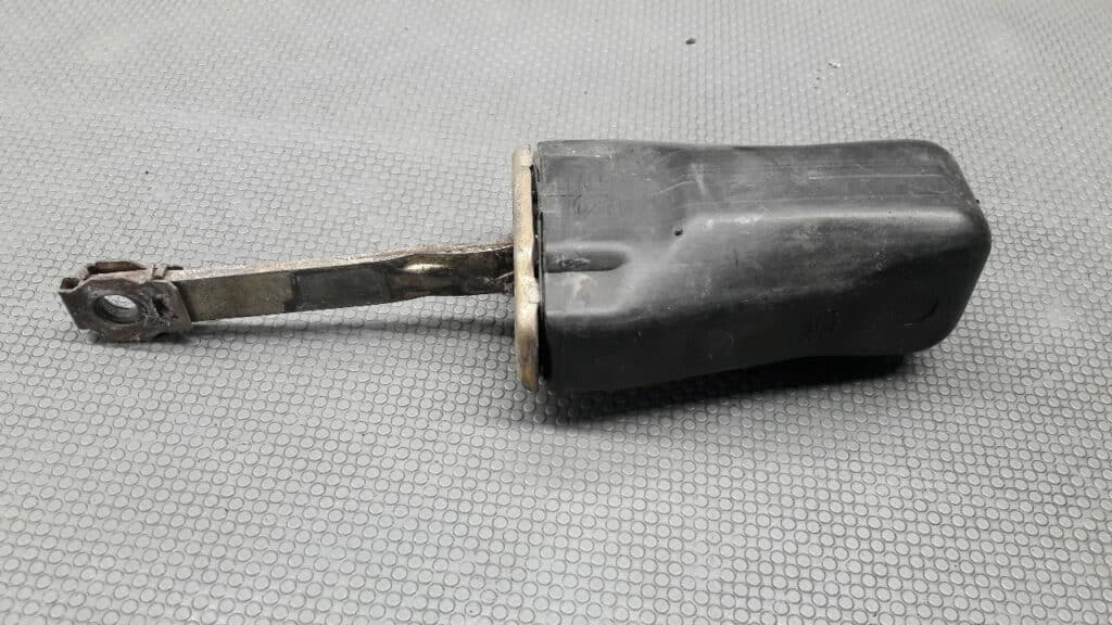 357837323 Ogranicznik drzwi prawy przod VW Passat B3