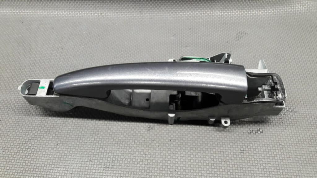 Klamka drzwi lewy przód Peugeot 207 CC
