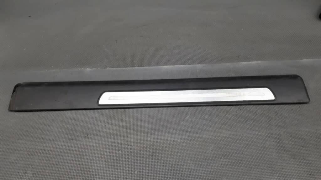 4F0853376H Listwa progowa prawy tyl Audi A6 C6