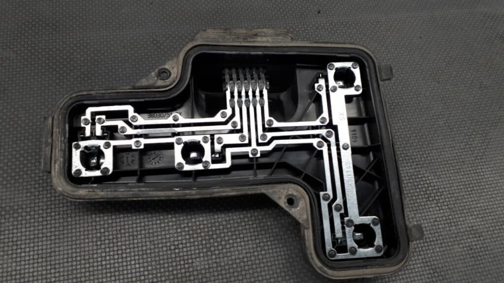 38030143 38030751 Wkład lampy lewy VW LUPO