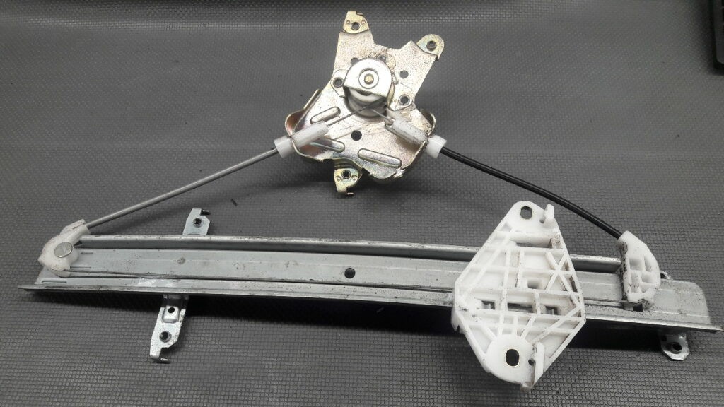 Mechanizm szyby prawy tył Honda Jazz III 08-14