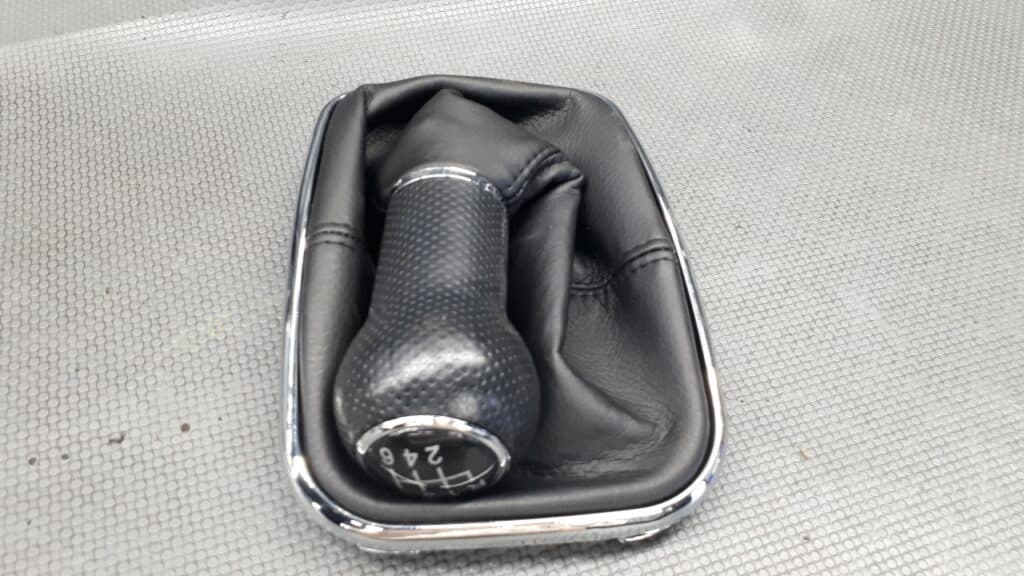 Gałka zmiany biegów VW Golf IV Bora 6B NOWA