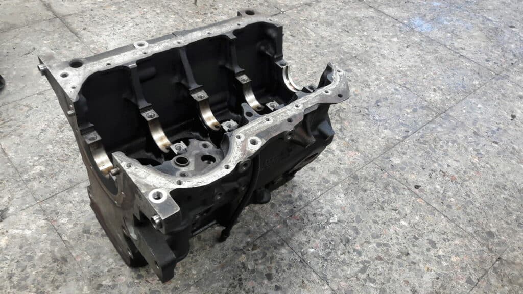 050103021E Blok silnika ADP Audi A4 B5 1,6