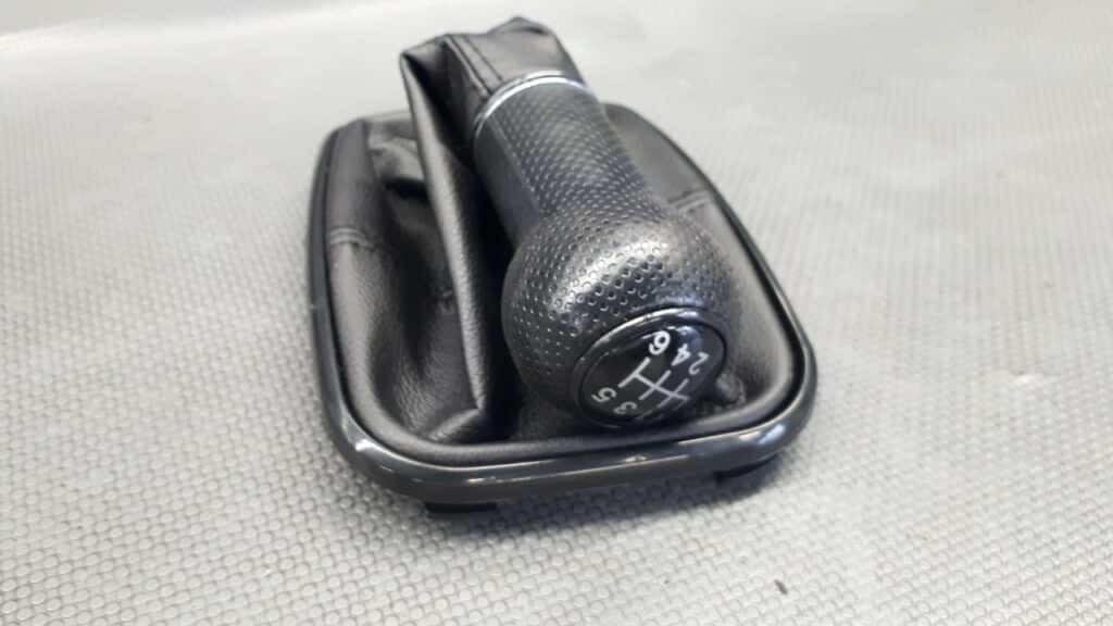 Gałka zmiany biegów VW Golf IV Bora 6B NOWA