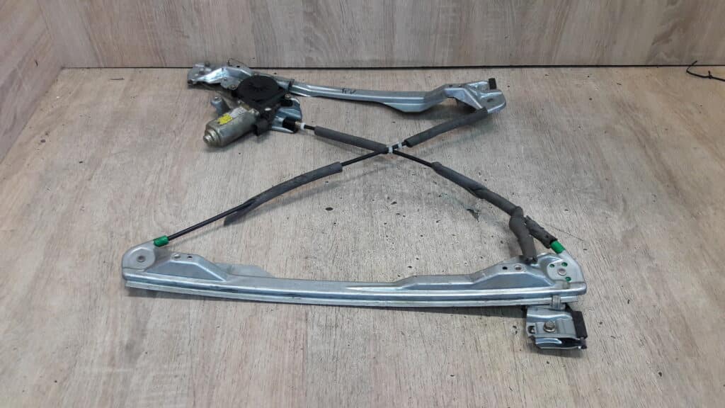 Mechanizm szyby prawy przod Ford Focus MK1