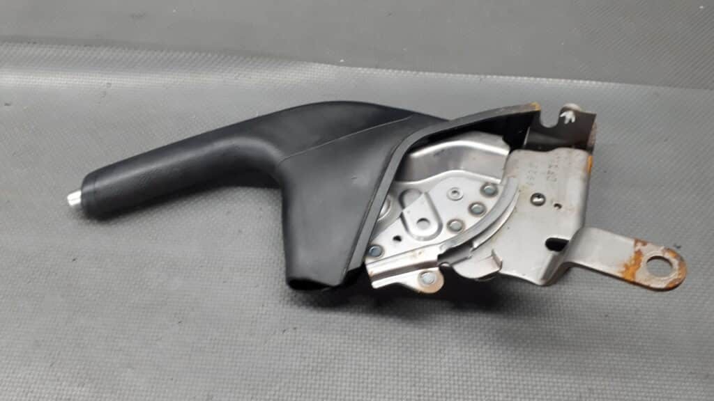 dźwignia hamulca ręcznego MAZDA 2 II 07r-